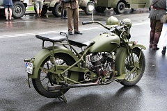 Historyczny sprzt wojskowy przed defilad - Historical army vehicles before parade