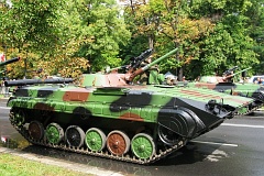 Sprzt wojskowy przed defilad - Army vehicles before parade