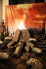 Easter ceremony & decorations in Catholic Church in Poland - - - Wielkanocne ceremonie i dekoracje w Kociele katolickim w Polsce