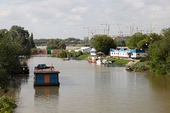 Most azienkowski i okolice - azienkowski bridge and neighborhood