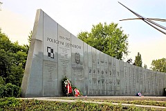 Pomnik Lotnikw Polskich polegych w II wojnie wiatowej - Polish Aviators' Monument killed during World War II