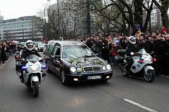 Kondukt aobny z trumn prezydenta Lecha Kaczyskiego - Funeral cortege with president Lech Kaczynski coffin